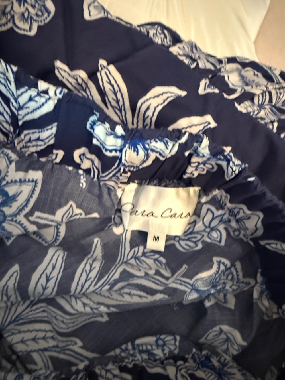Cara Cara Navy and White Floral Skirt. Medium - Picture 3 of 4